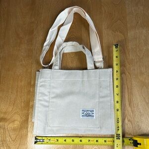 Letu shoulder bag adjustable crossbody tote. Cream corduroy.